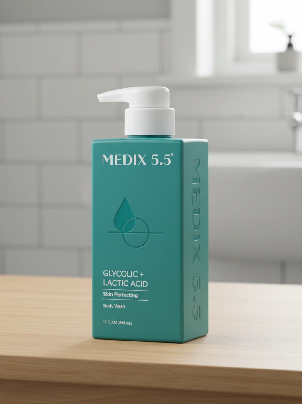 Medix 5.5 Glycolic + Lactic Acid Skin Perfecting Body Wash - 444ml