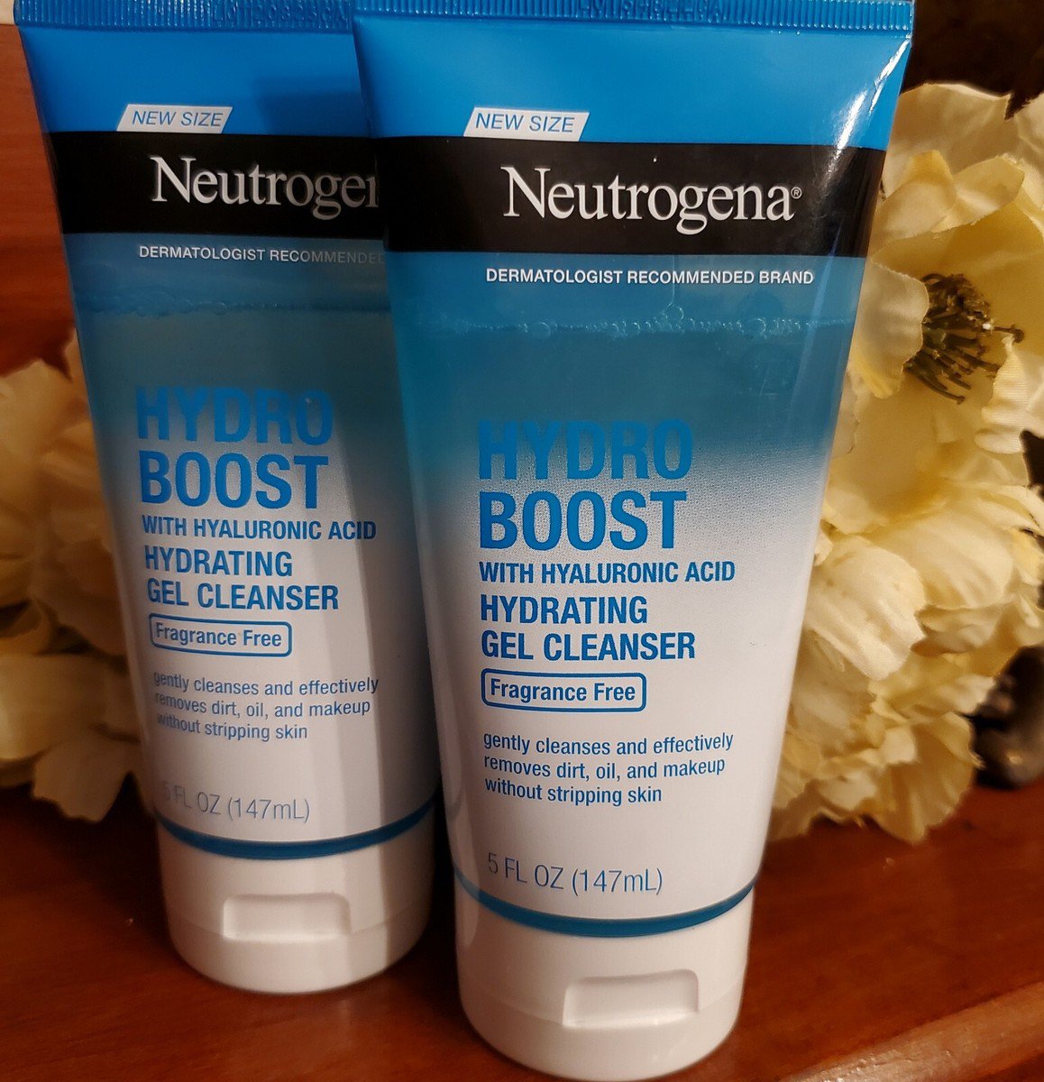 Neutrogena hydro boost hydrating Gel cleanser - 147ml
