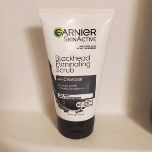 Garnier Blackheads Eliminating Scrub